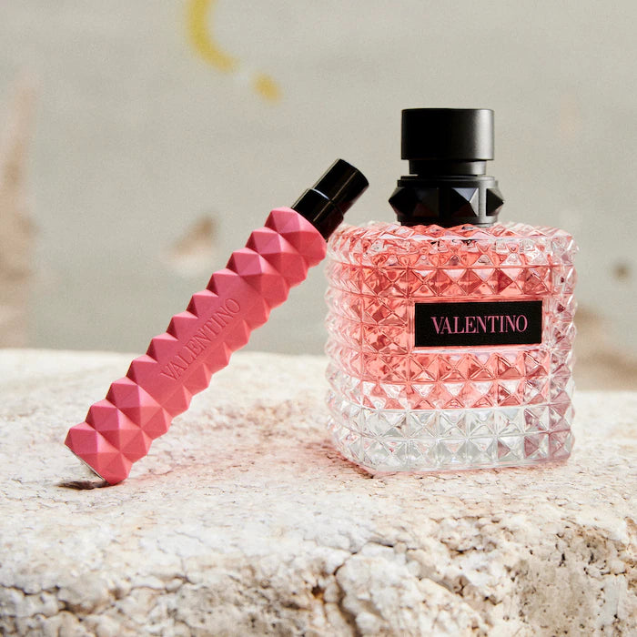Valentino  Donna Born In Roma Eau de Parfum with Bourbon Vanilla & Jasmine